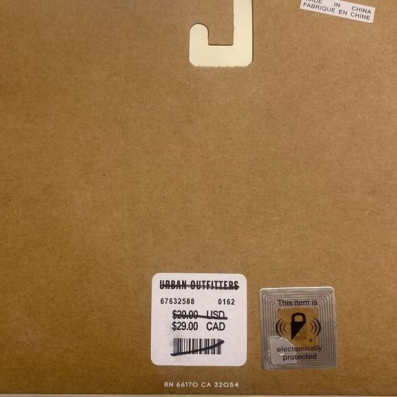 Urban Outfitters Faux Pearl & Gold Tone Flower Set of Layering Choker Necklaces - Picture 2 of 3